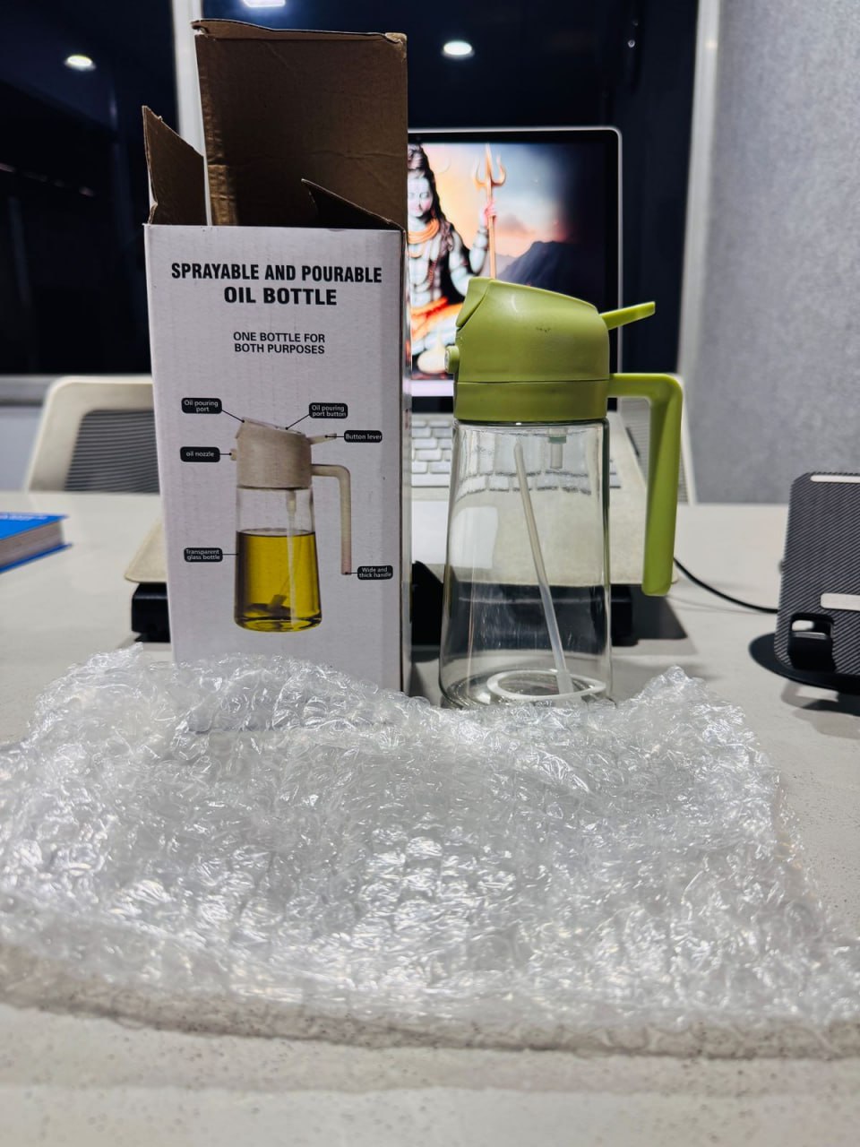 2-in-1 Sprayable & Pourable Oil Bottle | Dual Function Dispenser for Cooking.